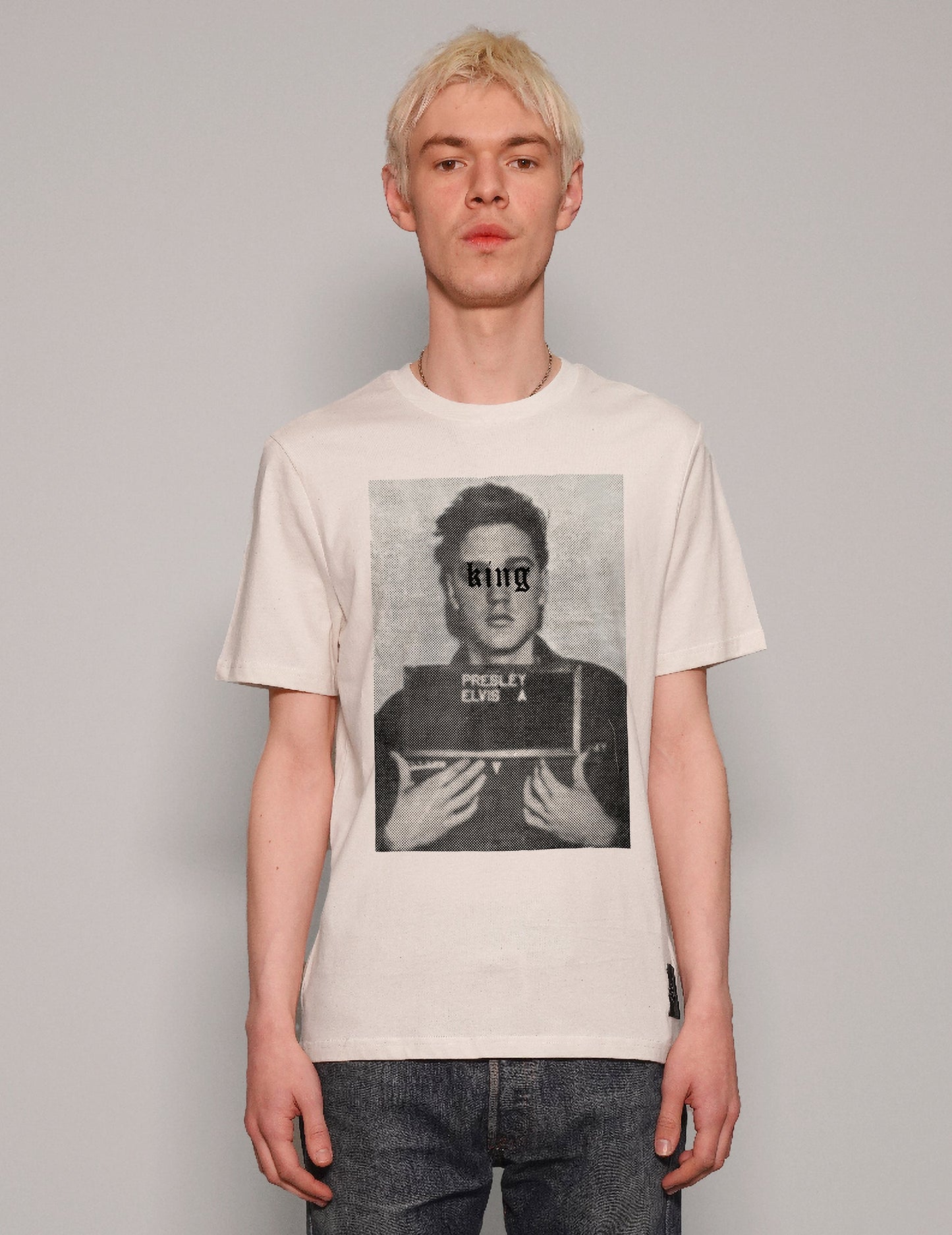 'The King' T-Shirt in Ecru