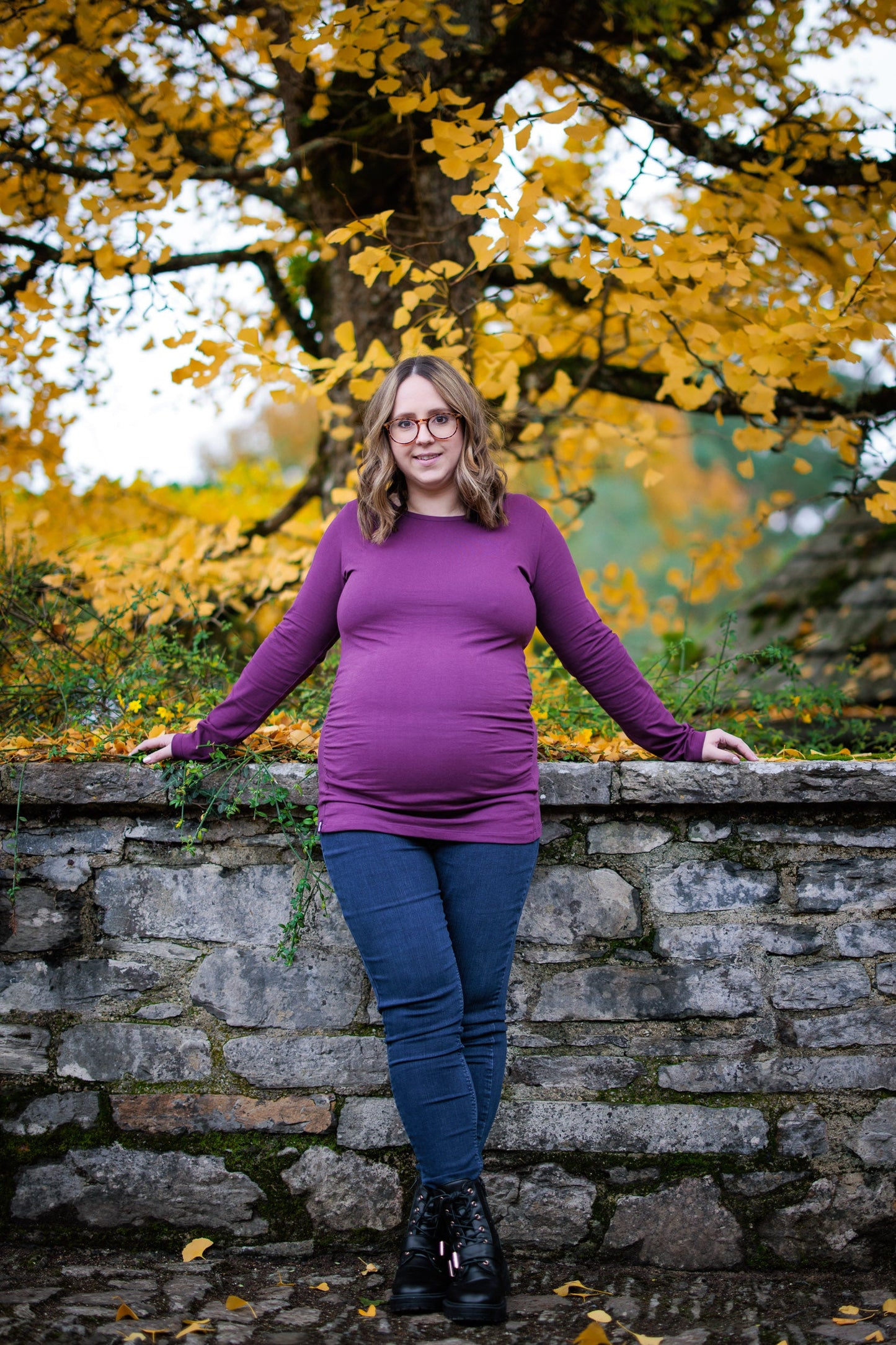 MATERNITY LONG SLEEVE TOP IN PLUM