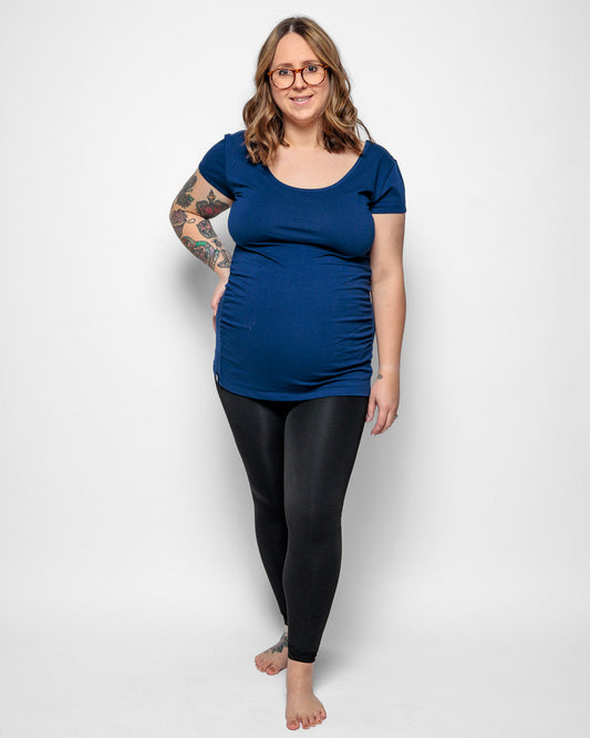 MATERNITY SHORT SLEEVE TSHIRT IN NAVY