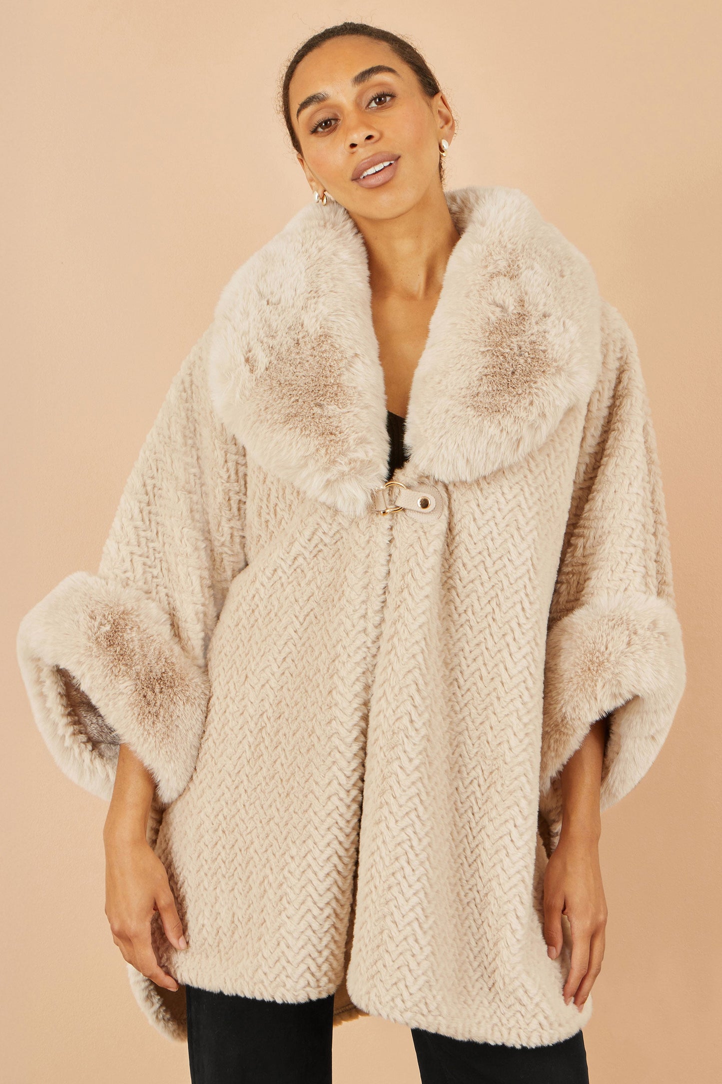 Yumi Beige Textured Fur Lined Cape