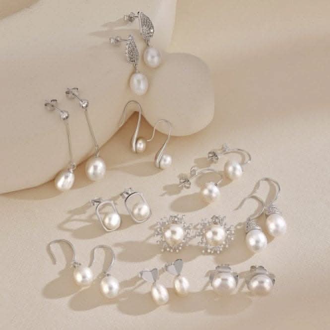Fresh Water Pearl Wavy Edge Earrings ERLE034