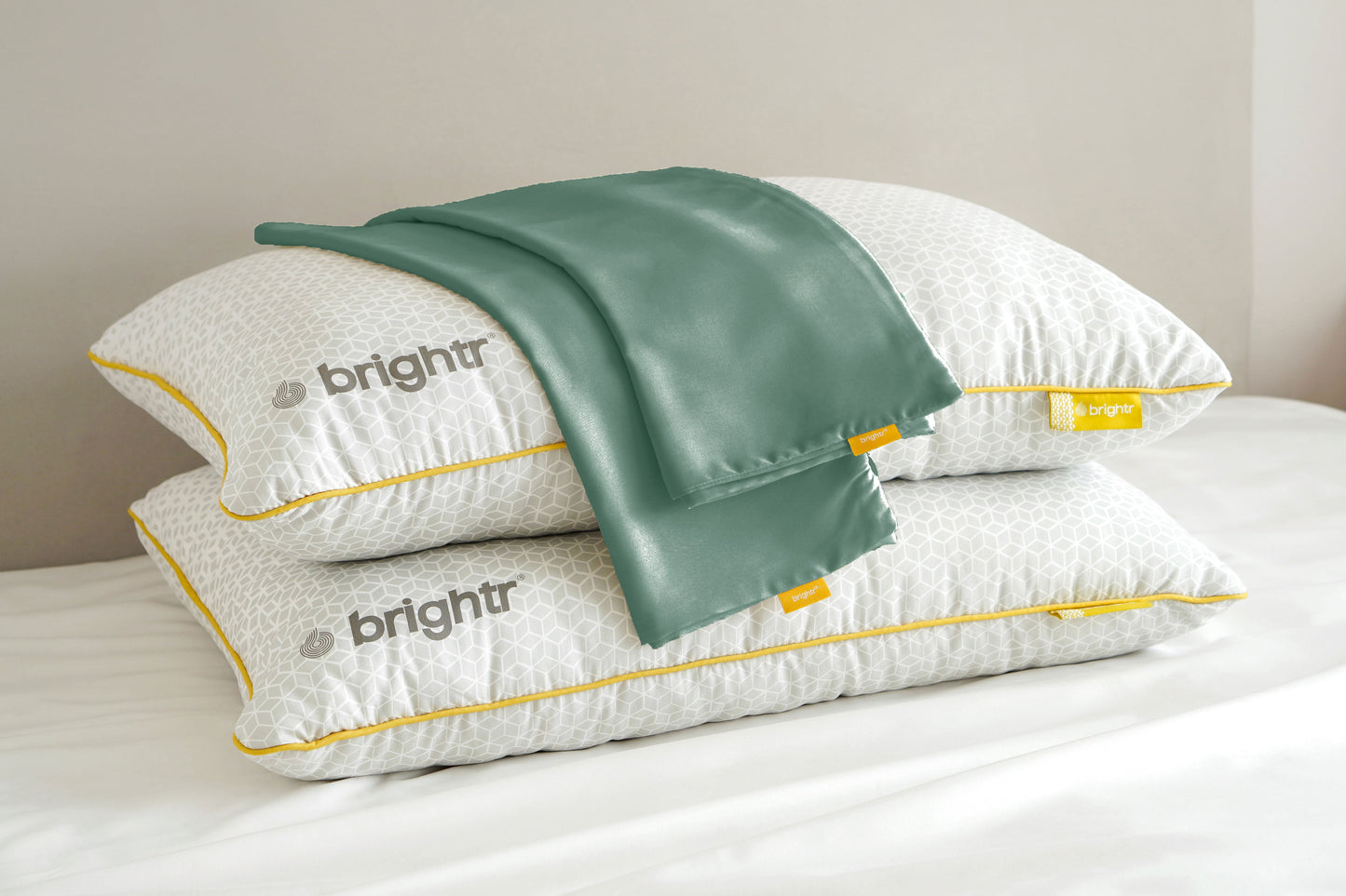 Brightr® Stella pillow & Copper pillowcase bundle