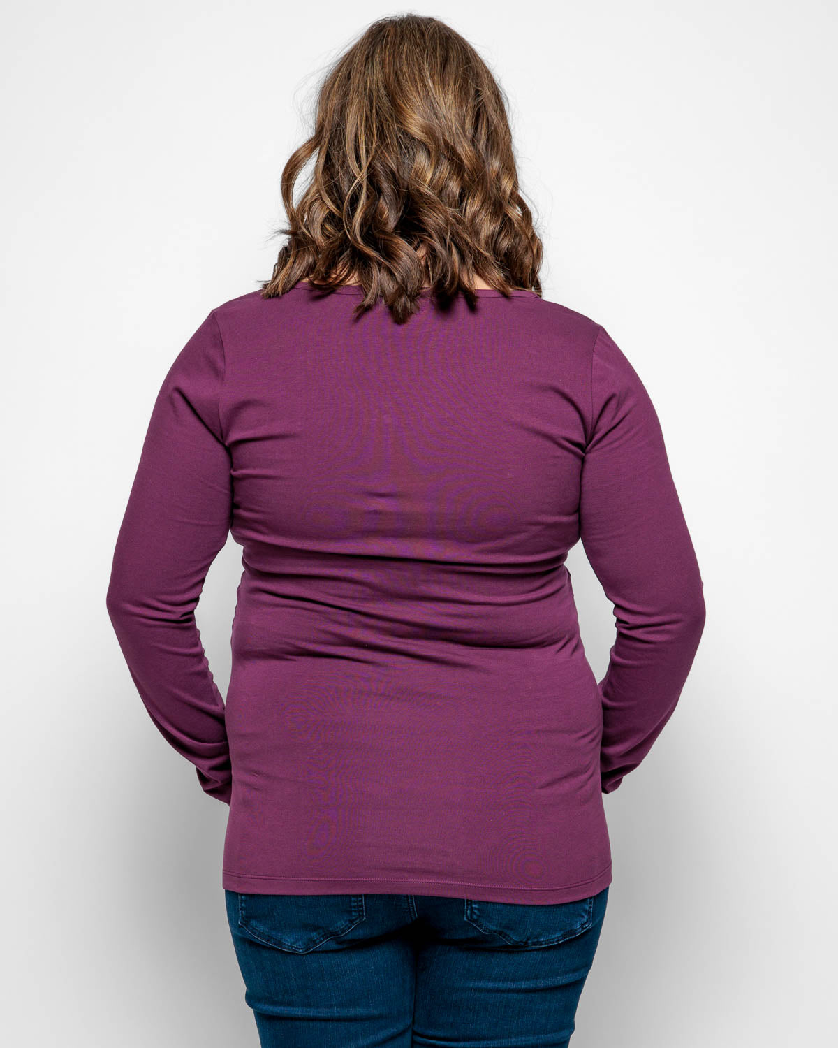 MATERNITY LONG SLEEVE TOP IN PLUM