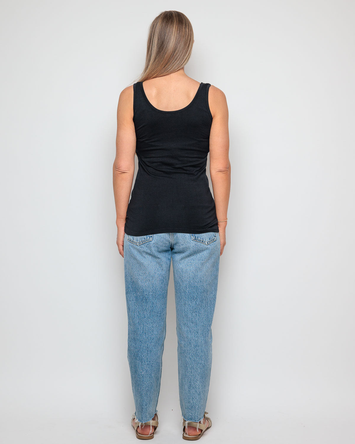 WOMEN'S VEST IN BLACK