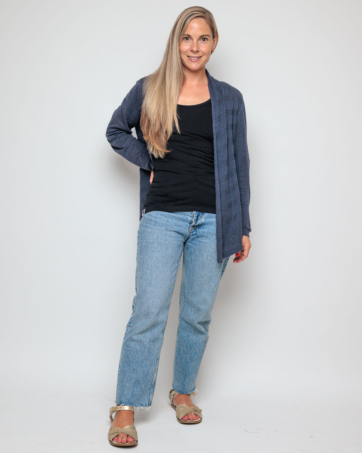 WOMEN'S VEST IN BLACK