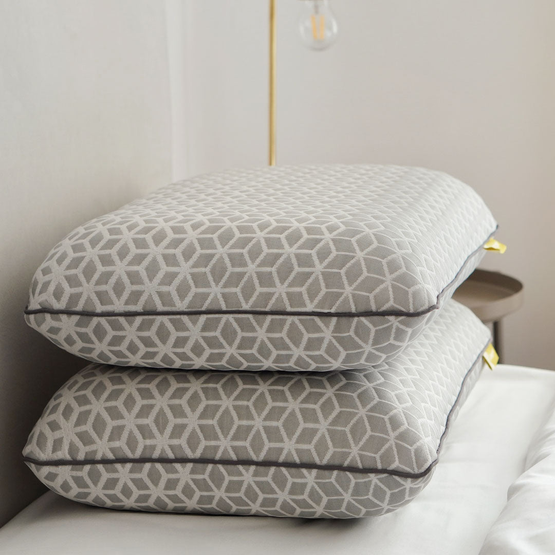 Brightr® Eclipse Adjustable Firm Memory Foam Pillow bundle