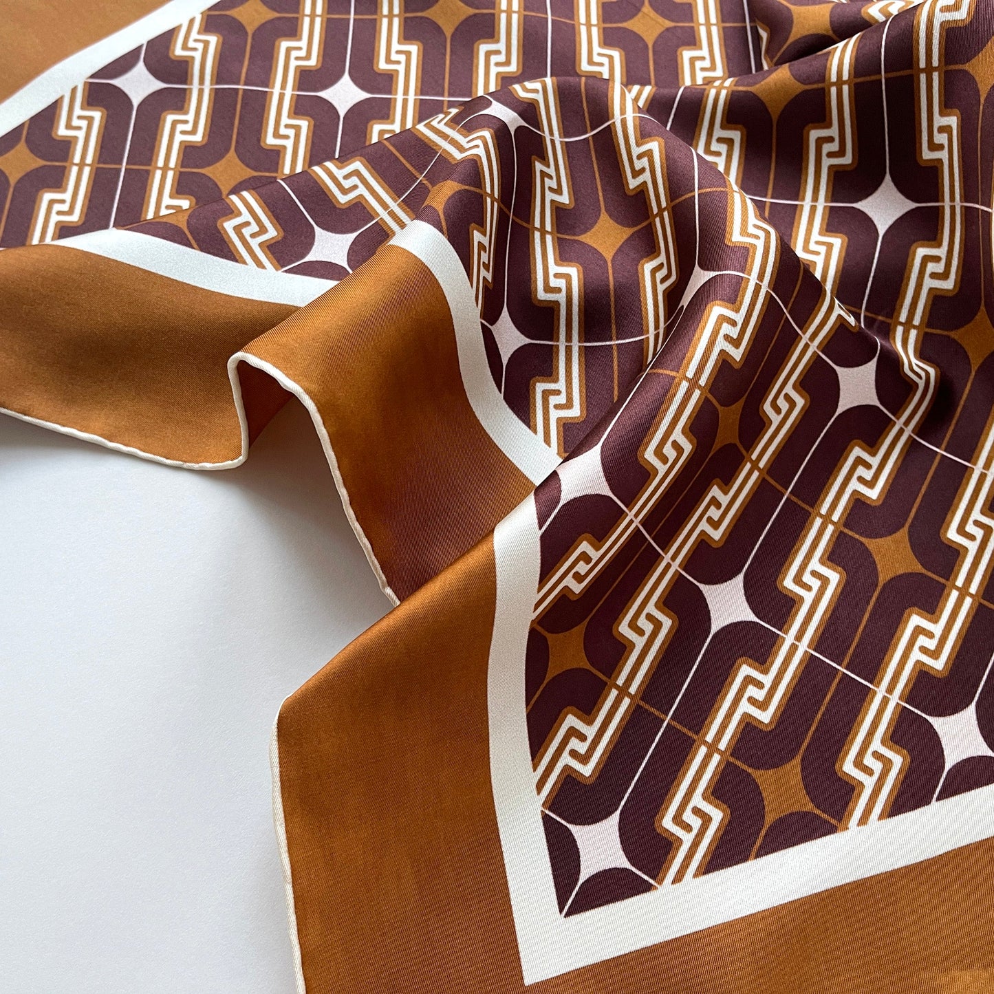 Retro Geometric Silk Square Scarf - 65cm Double-Sided Print Men's Square Neckerchief