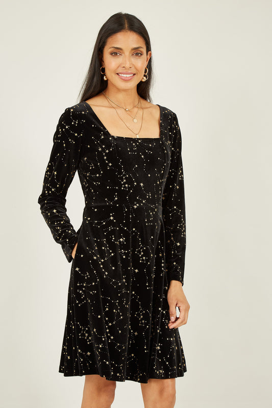 Yumi Black Star Foil Print Long Sleeve Skater Dress
