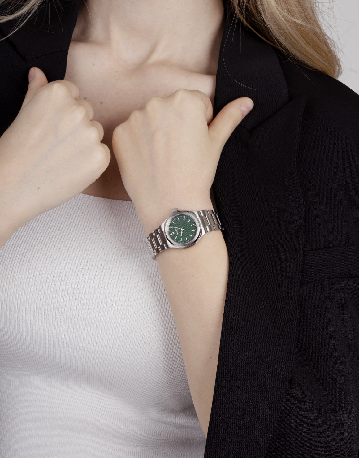 Oliver Watch - Small  Model