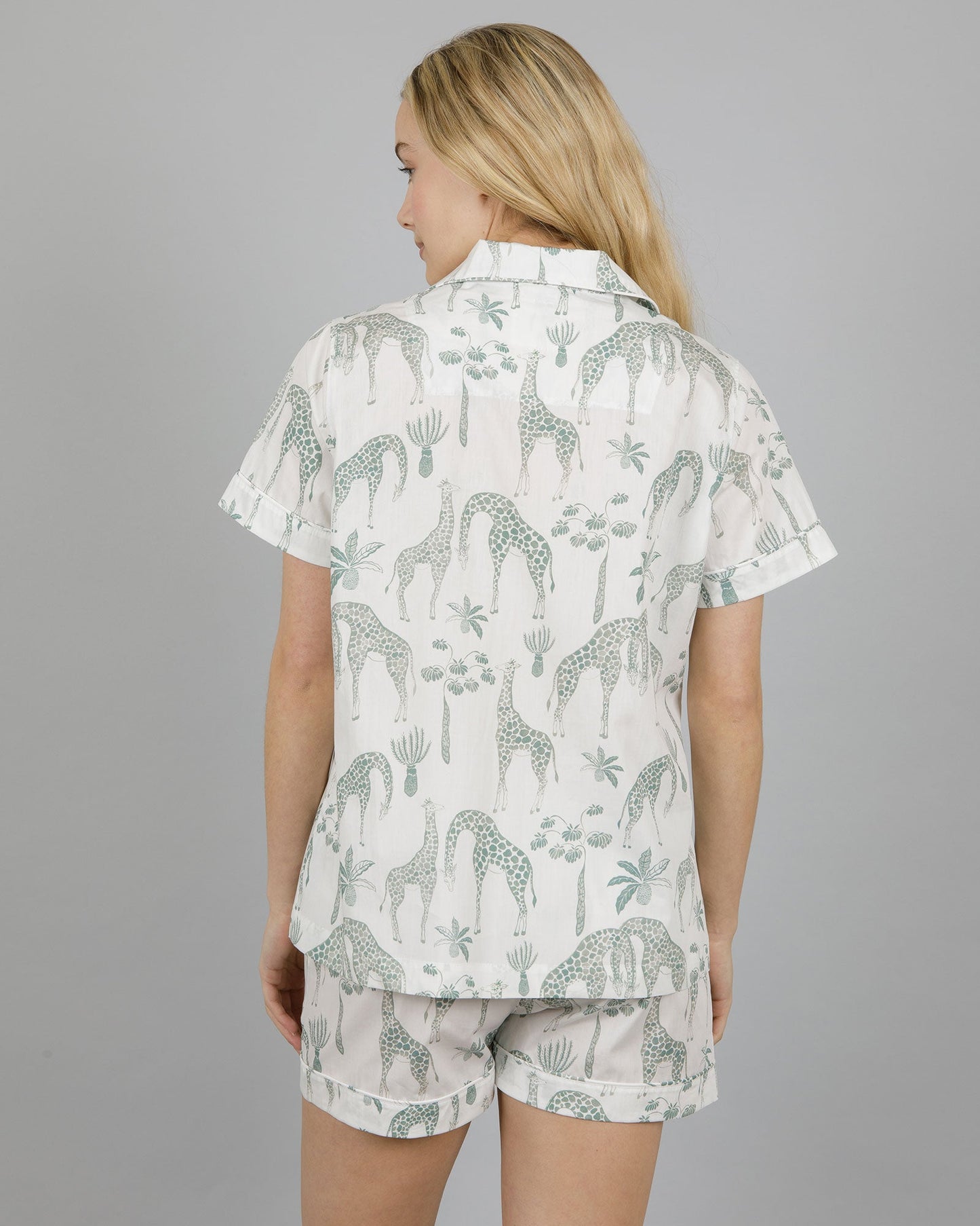 Womens Short Pyjamas - Giraffes Green