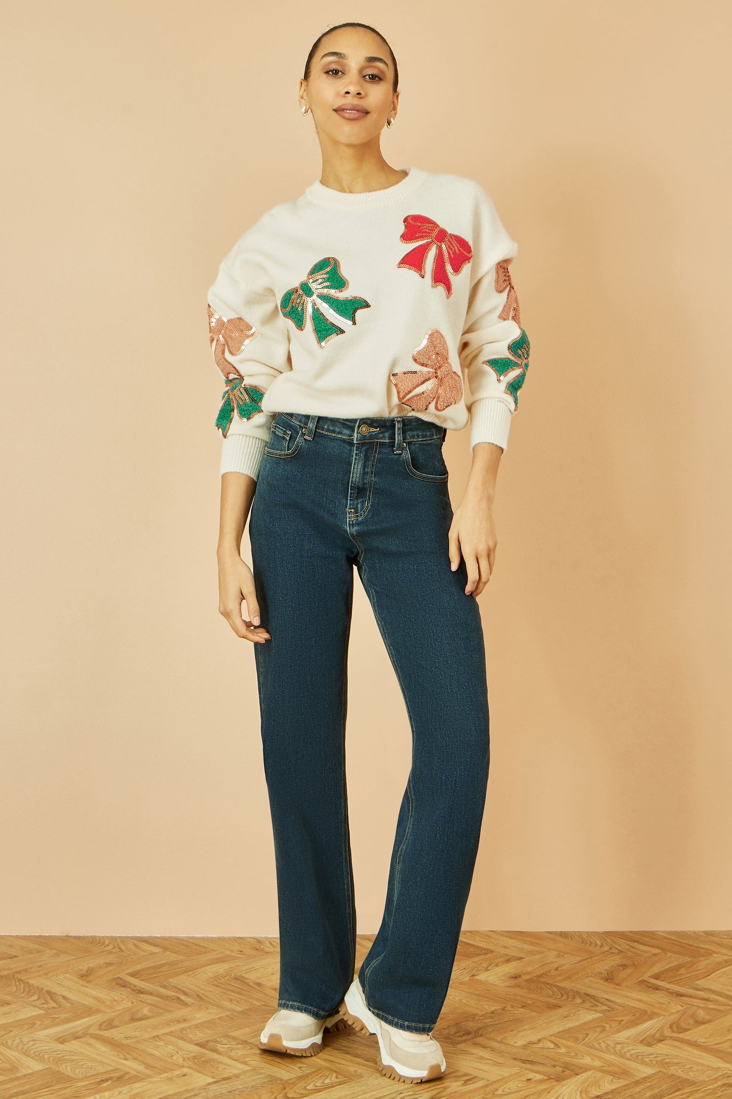 Yumi White Sequinned Bow Relaxed Fit Jumper