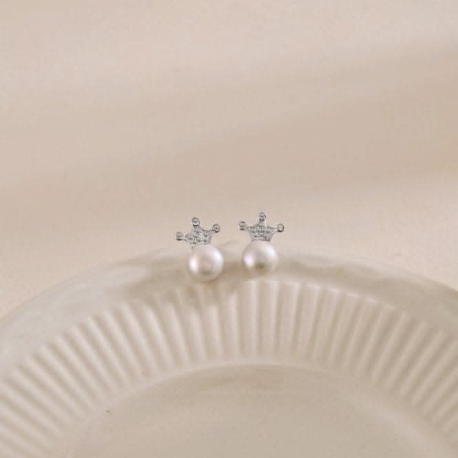 Fresh Water Pearl Sparkling Crown Earrings ERLE074