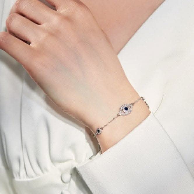 Sterling Silver Rhodium Plated Evil Eye Lucky Horseshoe Bracelet ERLB047