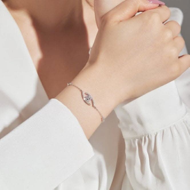 Sterling Silver Rhodium Plated Sparkling Zirconia Evil Eye Bracelet ERLB053