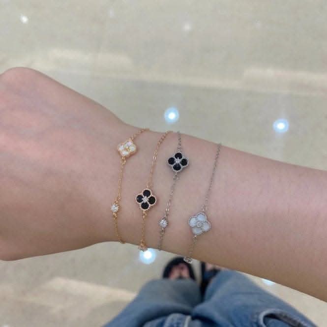 Sterling Silver Rose Gold Plated White Lucky 4 Leaf Bracelet ERLB043